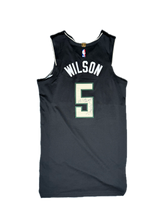 Maillot Milwaukee Bucks WILSON #5 - Signé & Porté NBA Statement Edition